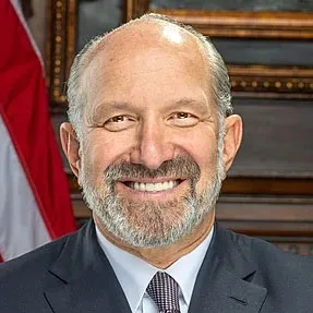 Howard W. Lutnick
